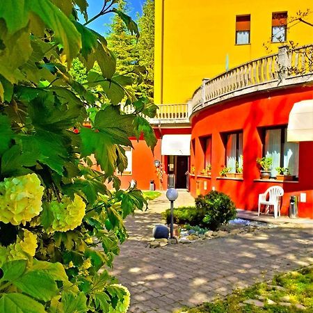 Hotel Prato Verde Polinago Buitenkant foto